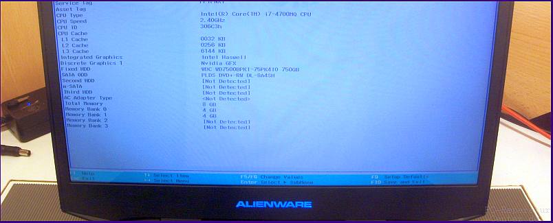 Alienware M17x R2 Display-Austauch