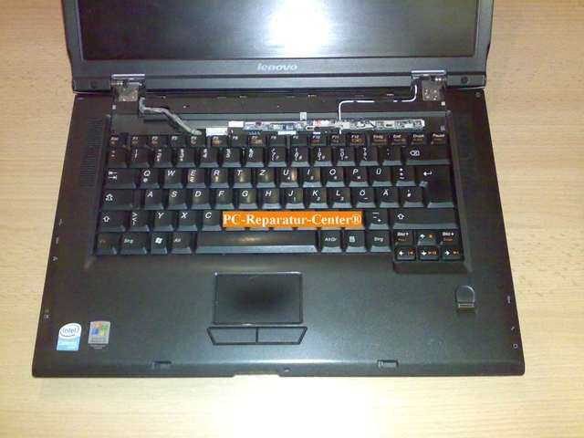 Angekippte Tastatur beim Acer Aspire 5672