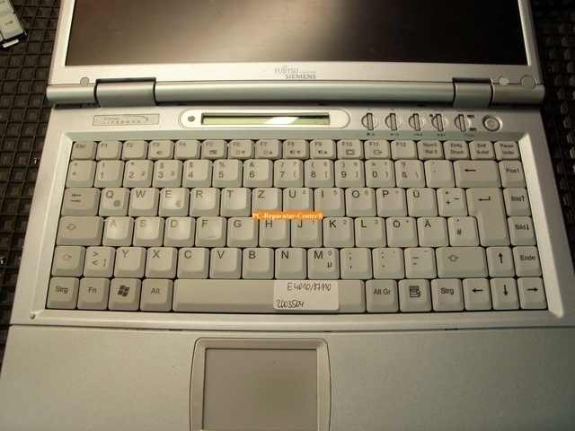 Austausch einer defekten Tastatur durch eine Gebrauchte Tastatur