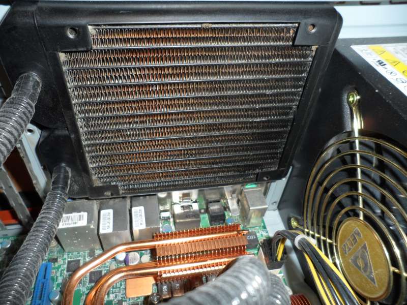 CPU Kühler wurde gereinigt im Acer Gaming PC