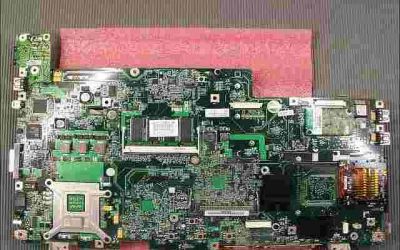 laptop-hp-pavilion-zv5000-netzteilbuchse-zerbrochen-mainboard-ausgebaut.jpg