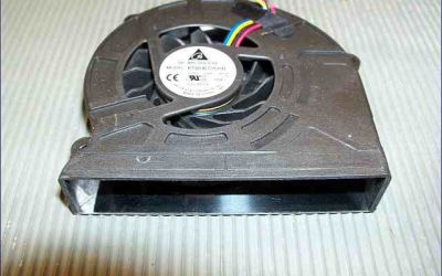 asus-g73jw-wird-heiss-kuehler-reinigen-gereinigter-luefter2-bild2.jpg
